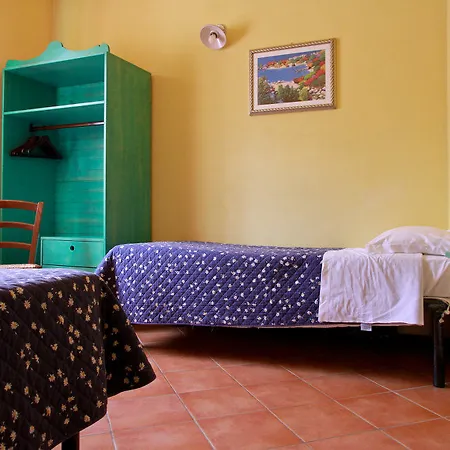 Le Mimose Szálloda 3*