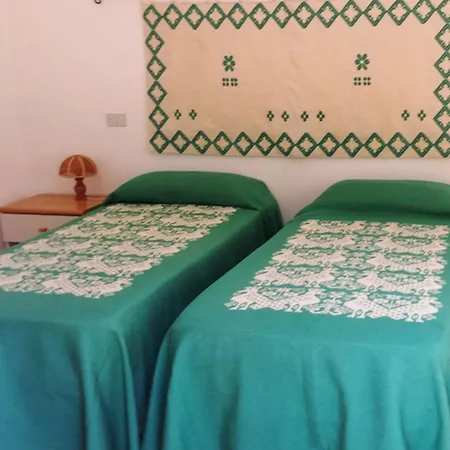 Szálloda Le Mimose San Teodoro
