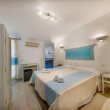 Le Mimose 3* San Teodoro (Sardinia)