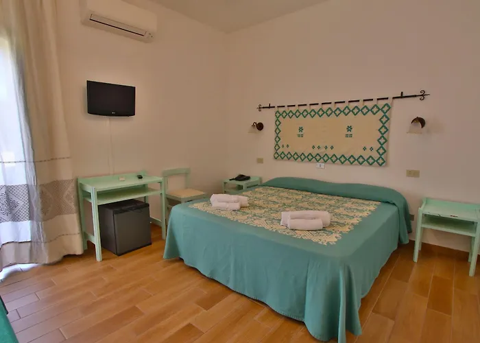 Le Mimose San Teodoro (Sardinia)